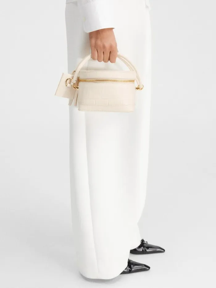JACQUEMUS The Vanito Light Ivory Women Crossbody and Handbags JACQUEMUS The Vanito Light Ivory Women Crossbody and Handbags