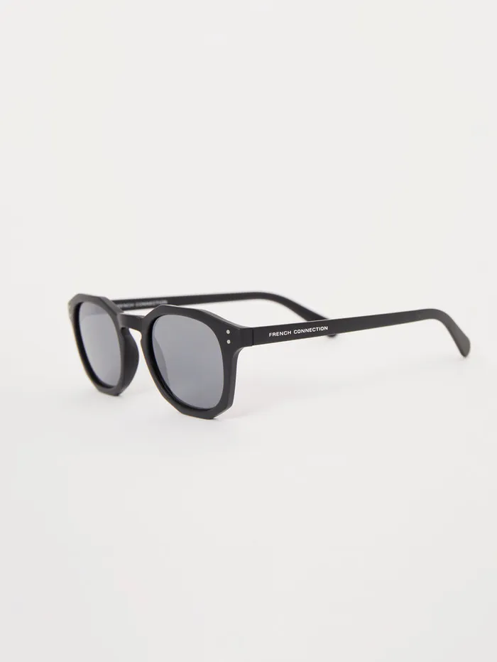 Man Sunglasses French Connection Faceted Preppy Sunglasses Charcoal Man Sunglasses French Connection Faceted Preppy Sunglasses Charcoal