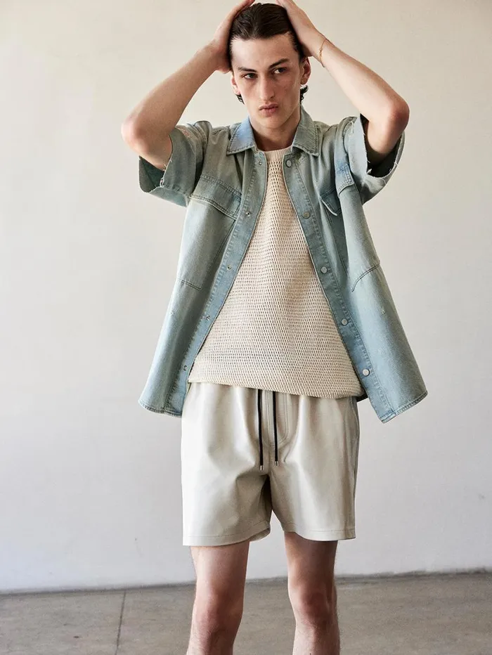 Men New Denim FRAME Short Sleeve Relaxed Denim Shirt 8212 Oahu Men New Denim FRAME Short Sleeve Relaxed Denim Shirt 8212 Oahu