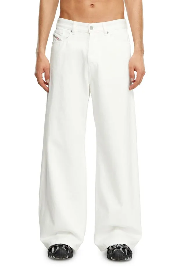 MenWomen Diesel Jeans Relaxed Jeans 1996 DSire 09I41 White MenWomen Diesel Jeans Relaxed Jeans 1996 DSire 09I41 White