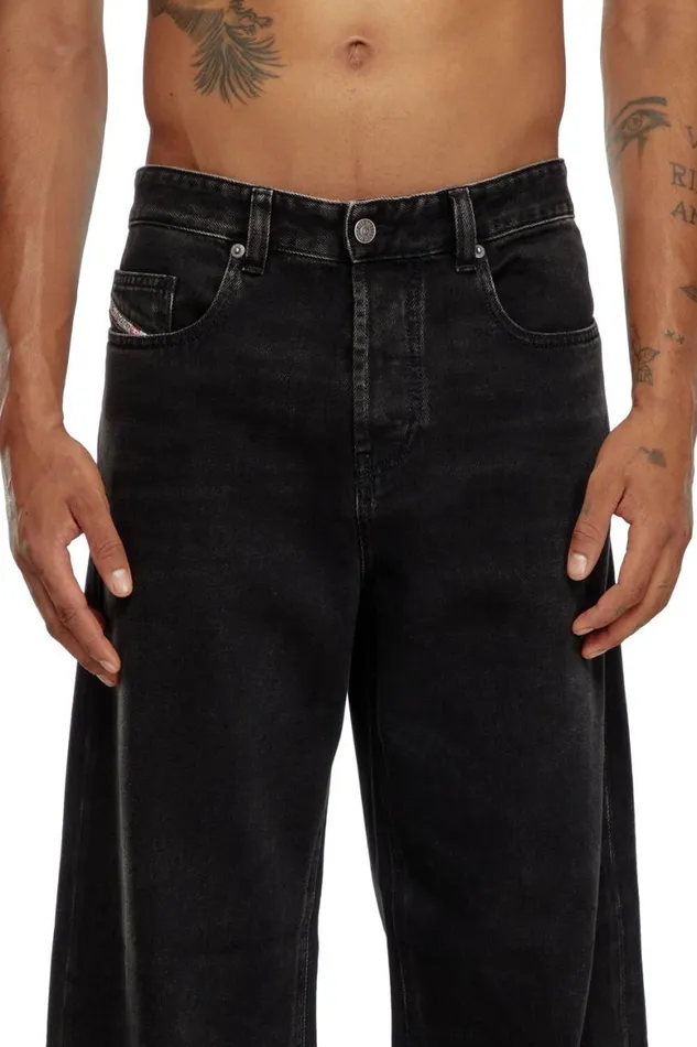 MenWomen Diesel Jeans Relaxed Jeans 2001 DMacro 09I35 Blackdark Grey