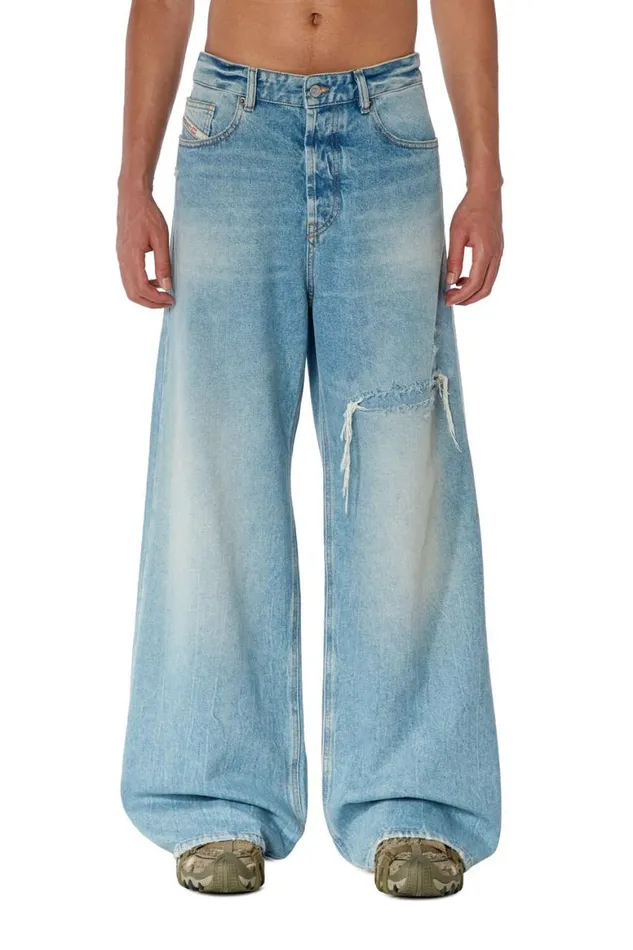 MenWomen Diesel Jeans Relaxed Jeans DRise 09E25 Light Blue