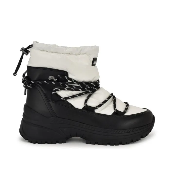 Nine West Boots and Booties Women Dyme Lug Sole Casual Booties Whiteblack