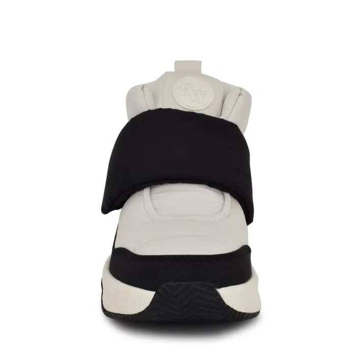 Nine West Boots and Booties Women Tumble Booties Ivoryblack Nine West Boots and Booties Women Tumble Booties Ivoryblack