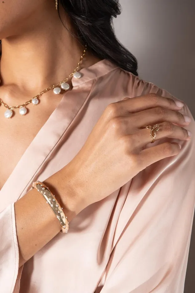 Pearl And Crystal Cuff Bracelet Gold Women Alex And Ani Bracelets Pearl And Crystal Cuff Bracelet Gold Women Alex And Ani Bracelets
