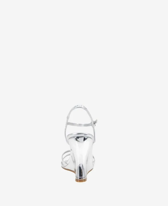 Sandals and Wedges Women Kenneth Cole Freya Wedge Sandal Silver Sandals and Wedges Women Kenneth Cole Freya Wedge Sandal Silver