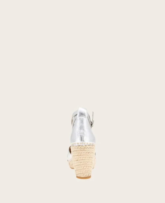 Sandals and Wedges Women Kenneth Cole GENTLE SOULS Charli Suede XBand Espadrille Wedge Sandal Silver Sandals and Wedges Women Kenneth Cole GENTLE SOULS Charli Suede XBand Espadrille Wedge Sandal Silver