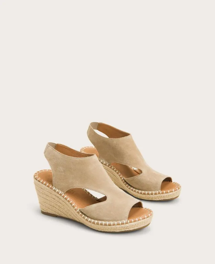 Sandals and Wedges Women Kenneth Cole GENTLE SOULS Cody Suede Espadrille Wedge Mushroom Suede Sandals and Wedges Women Kenneth Cole GENTLE SOULS Cody Suede Espadrille Wedge Mushroom Suede