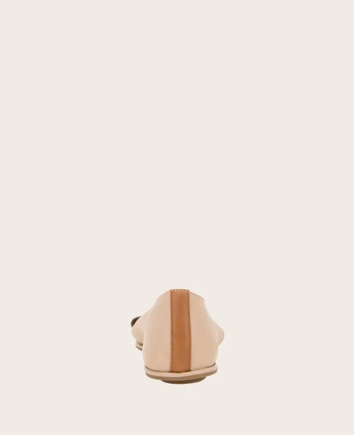 Sandals and Wedges Women Kenneth Cole GENTLE SOULS Laniey XBand Leather Sandal Chai Sandals and Wedges Women Kenneth Cole GENTLE SOULS Laniey XBand Leather Sandal Chai