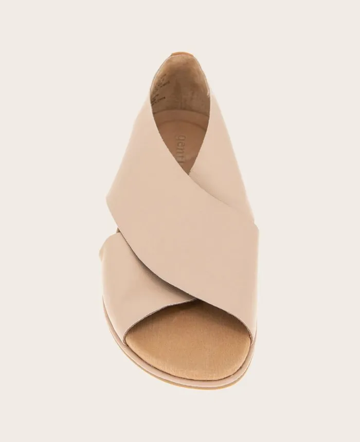 Sandals and Wedges Women Kenneth Cole GENTLE SOULS Laniey XBand Leather Sandal Chai Sandals and Wedges Women Kenneth Cole GENTLE SOULS Laniey XBand Leather Sandal Chai