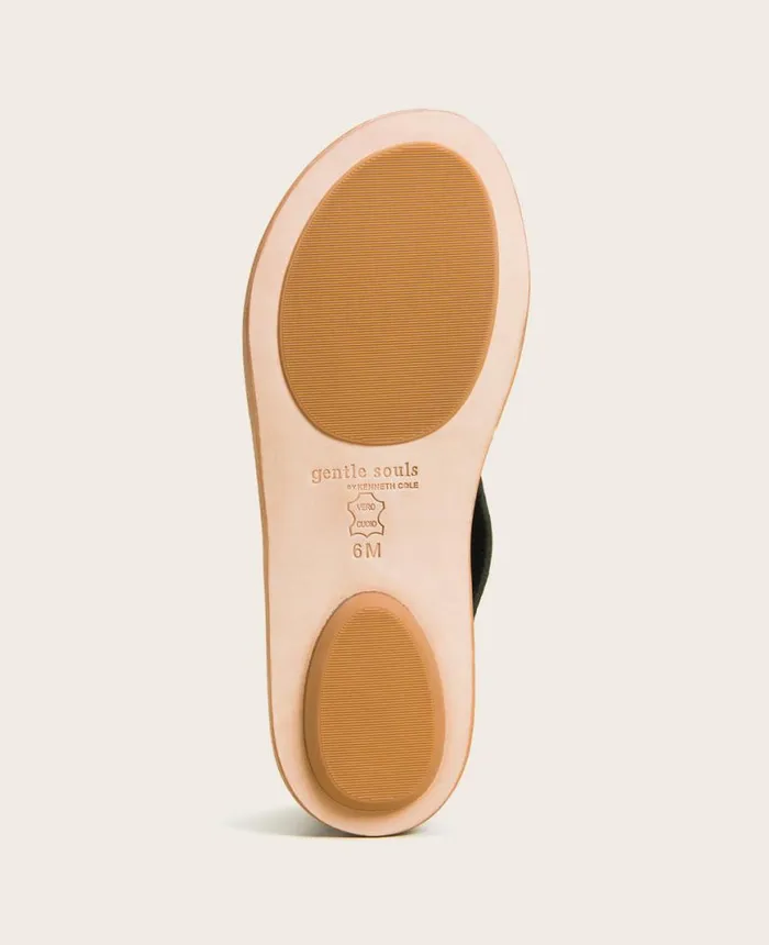 Sandals and Wedges Women Kenneth Cole GENTLE SOULS Urban Cross Sandal Black