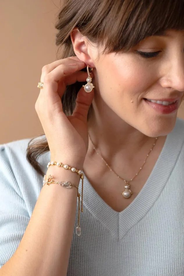 Snowwoman Dangle Earrings Shiny Gold Women Alex And Ani Earrings Snowwoman Dangle Earrings Shiny Gold Women Alex And Ani Earrings