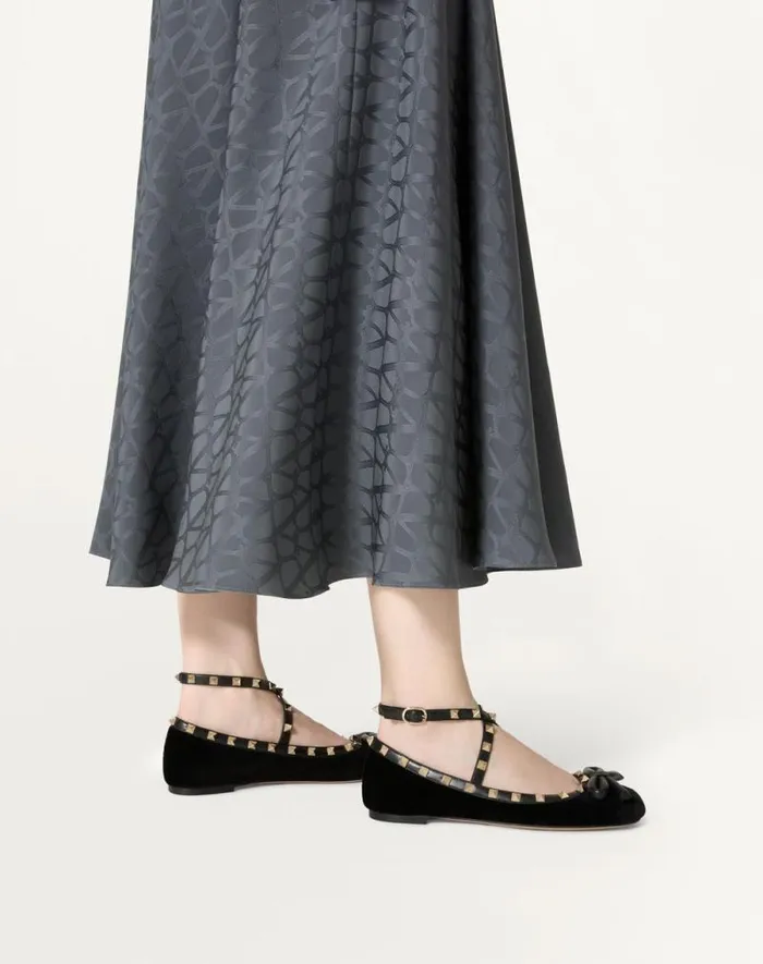Valentino Ballerinas Woman Rockstud Velvet Ballerina For Woman In Cherry Red Cherry Red Valentino Ballerinas Woman Rockstud Velvet Ballerina For Woman In Cherry Red Cherry Red