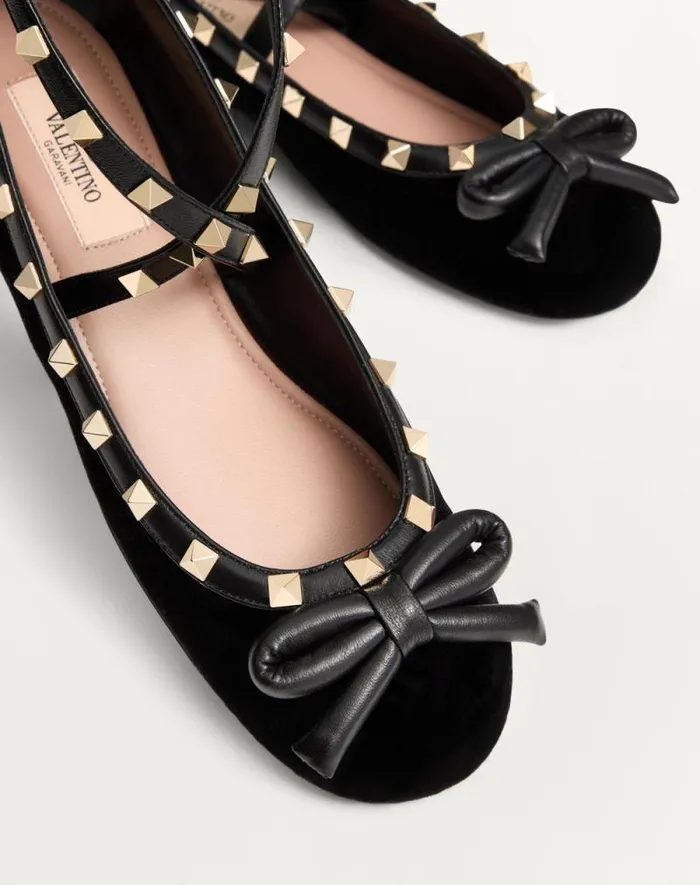Valentino Ballerinas Woman Rockstud Velvet Ballerina For Woman In Lip Lip Valentino Ballerinas Woman Rockstud Velvet Ballerina For Woman In Lip Lip