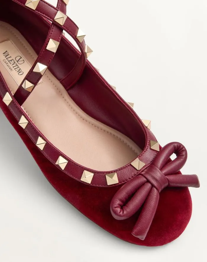 Valentino Ballerinas Woman Rockstud Velvet Ballerina For Woman In Lip Lip Valentino Ballerinas Woman Rockstud Velvet Ballerina For Woman In Lip Lip