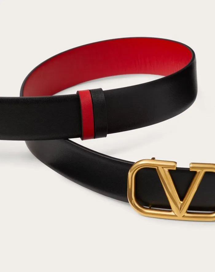 Valentino Belts Woman Reversible Vlogo Signature Belt In Glossy Calfskin 30 Mm For Woman In Smokey Beigeblack Smokey Beigeblack Valentino Belts Woman Reversible Vlogo Signature Belt In Glossy Calfskin 30 Mm For Woman In Smokey Beigeblack Smokey Beigeblack
