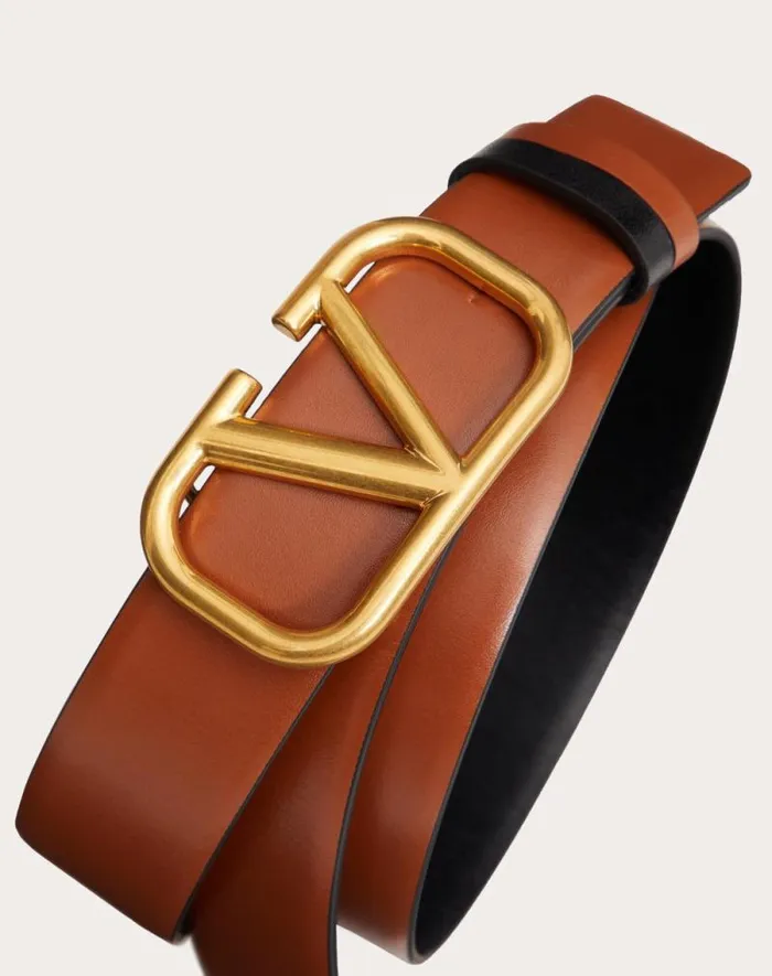 Valentino Belts Woman Reversible Vlogo Signature Belt In Glossy Calfskin 30 Mm For Woman In Smokey Beigeblack Smokey Beigeblack Valentino Belts Woman Reversible Vlogo Signature Belt In Glossy Calfskin 30 Mm For Woman In Smokey Beigeblack Smokey Beigeblack