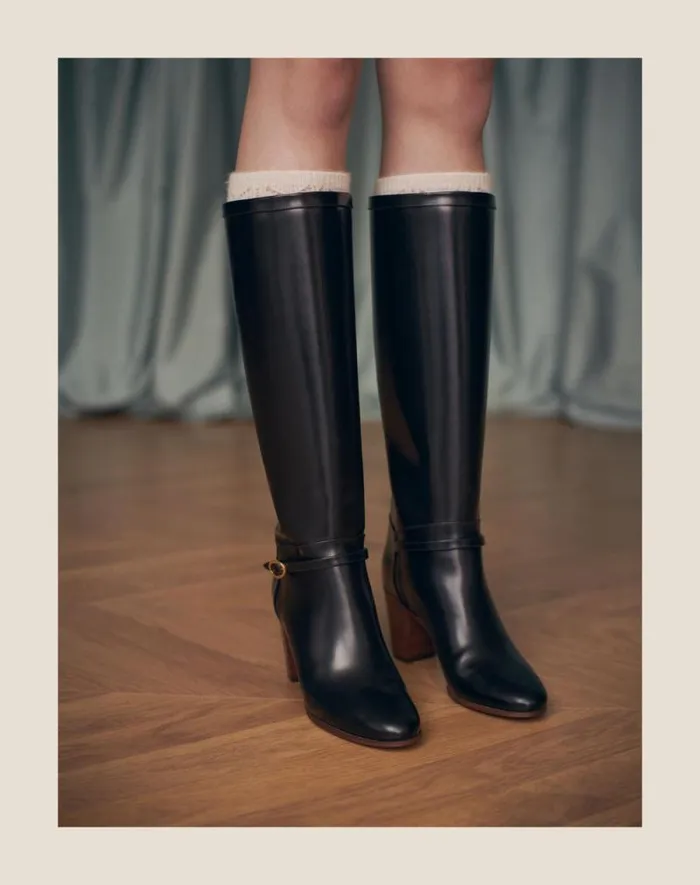 Valentino Boots Woman Pattie Calfskin Boot 75mm For Woman In Ivory Ivory