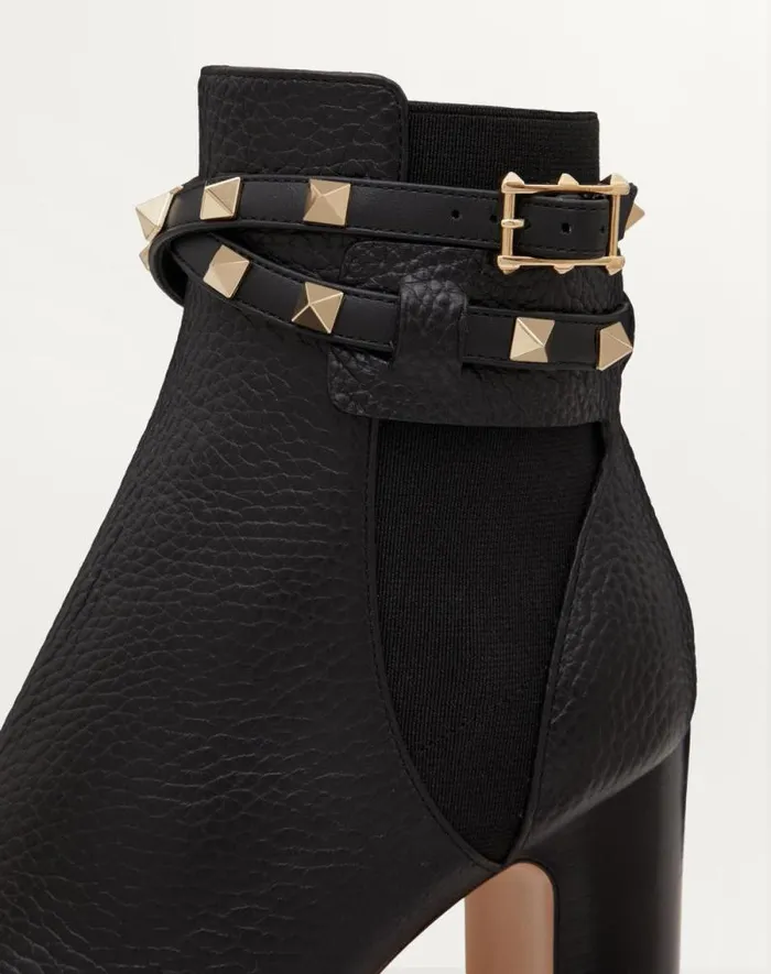 Valentino Boots Woman Rockstud Grainy Calfskin Ankle Boot 90 Mm For Woman In Black Black Valentino Boots Woman Rockstud Grainy Calfskin Ankle Boot 90 Mm For Woman In Black Black