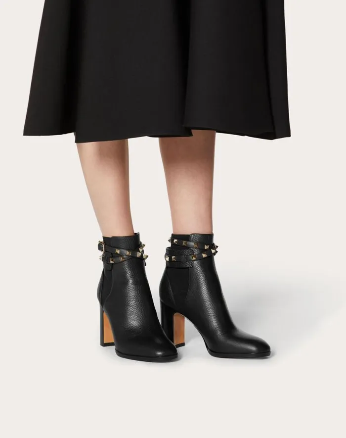 Valentino Boots Woman Rockstud Grainy Calfskin Ankle Boot 90 Mm For Woman In Black Black Valentino Boots Woman Rockstud Grainy Calfskin Ankle Boot 90 Mm For Woman In Black Black
