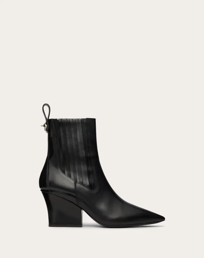 Valentino Boots Woman Vlogo Lockette Beatle In Brushed Calfskin 75mm For Woman In Black Black Valentino Boots Woman Vlogo Lockette Beatle In Brushed Calfskin 75mm For Woman In Black Black