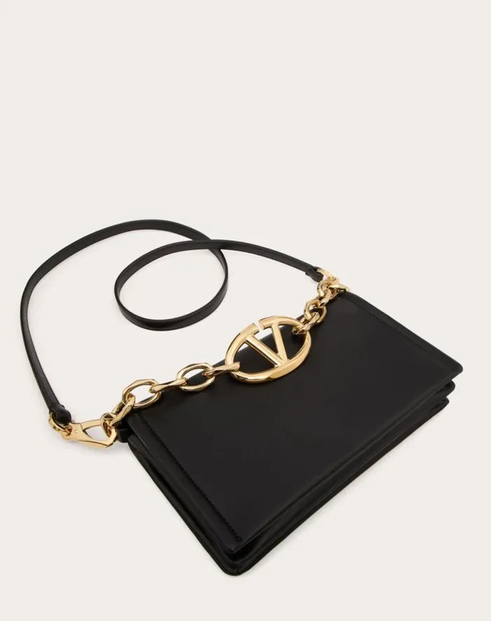 Valentino Clutches Woman Vlogo Chain Clutch Bag In Nappa Leather With Chain For Woman In Porcelain Blue Porcelain Blue Valentino Clutches Woman Vlogo Chain Clutch Bag In Nappa Leather With Chain For Woman In Porcelain Blue Porcelain Blue