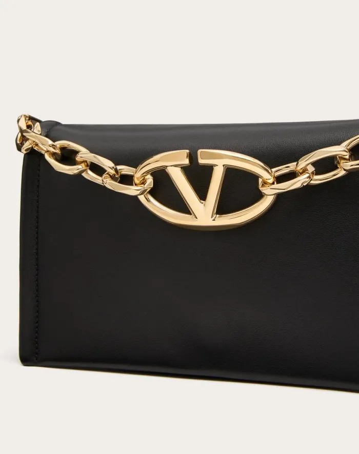 Valentino Clutches Woman Vlogo Chain Clutch Bag In Nappa Leather With Chain For Woman In Porcelain Blue Porcelain Blue Valentino Clutches Woman Vlogo Chain Clutch Bag In Nappa Leather With Chain For Woman In Porcelain Blue Porcelain Blue
