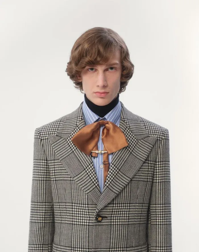 Valentino Coats And Blazers Man Singlebreasted Wool Jacket With Check Pattern On Houndstooth For Man In Ivoryblack Ivoryblack Valentino Coats And Blazers Man Singlebreasted Wool Jacket With Check Pattern On Houndstooth For Man In Ivoryblack Ivoryblack