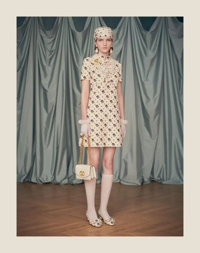 Valentino Dresses Woman Short Dress In Crepe Couture Fiorellino Blu Papier Floral For Woman In Latteblue Latteblue
