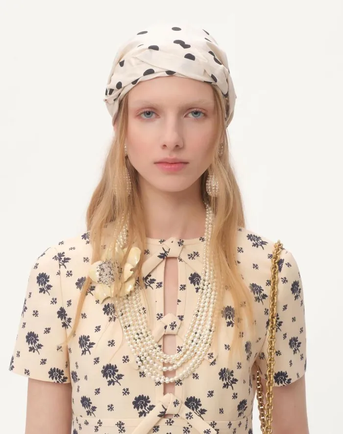Valentino Dresses Woman Short Dress In Crepe Couture Fiorellino Blu Papier Floral For Woman In Latteblue Latteblue