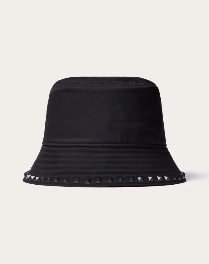 Valentino Hats And Gloves Man Rockstud Cotton Bucket Hat With Stud Appliqu For Man In Navy Navy Valentino Hats And Gloves Man Rockstud Cotton Bucket Hat With Stud Appliqu For Man In Navy Navy