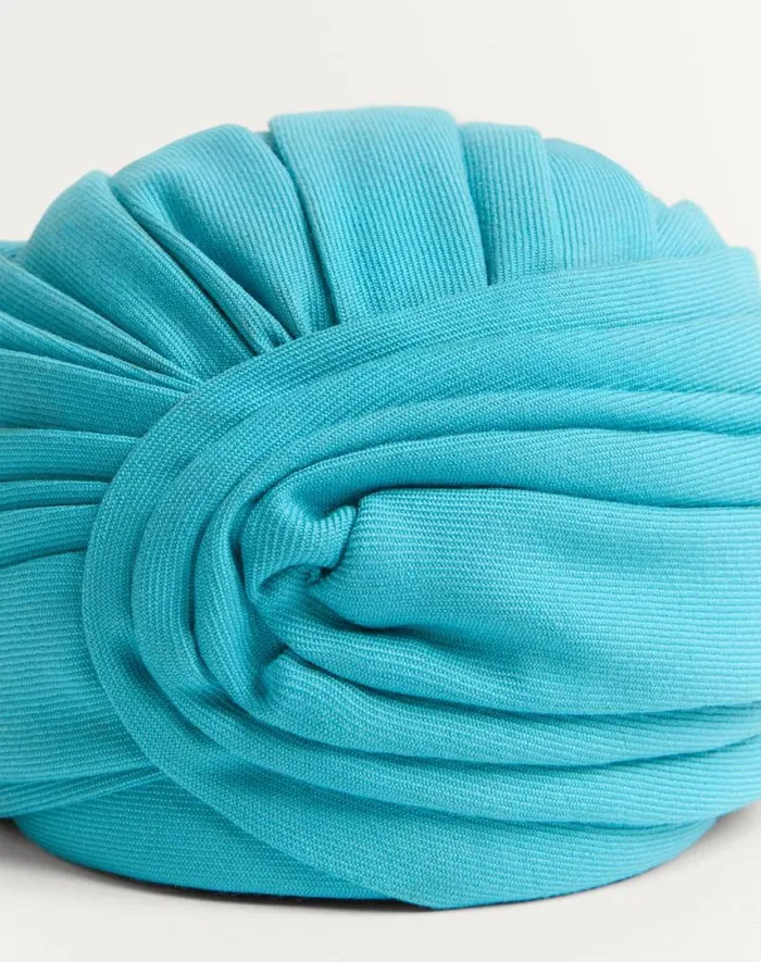 Valentino Hats And Gloves Woman Rigid Wool Turban For Woman In Ivorygold Ivorygold Valentino Hats And Gloves Woman Rigid Wool Turban For Woman In Ivorygold Ivorygold