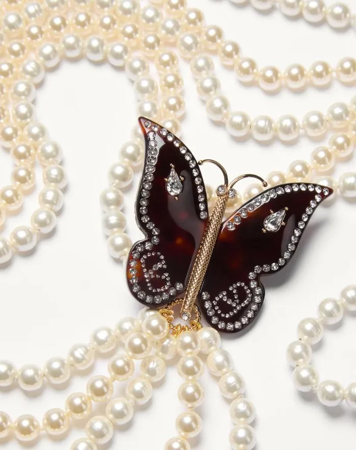 Valentino Jewelry Woman Bellailes Necklace In Metal Resin Pearls And Crystals For Woman In Goldtartarugacreamcrystal Goldtartarugacreamcrystal Valentino Jewelry Woman Bellailes Necklace In Metal Resin Pearls And Crystals For Woman In Goldtartarugacreamcrystal Goldtartarugacreamcrystal
