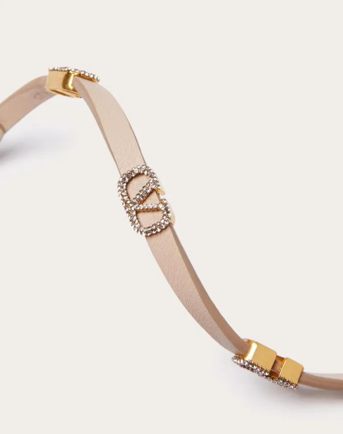 Valentino Jewelry Woman Vlogo Signature Leather Bracelet For Woman In Powder Rose Powder Rose Valentino Jewelry Woman Vlogo Signature Leather Bracelet For Woman In Powder Rose Powder Rose