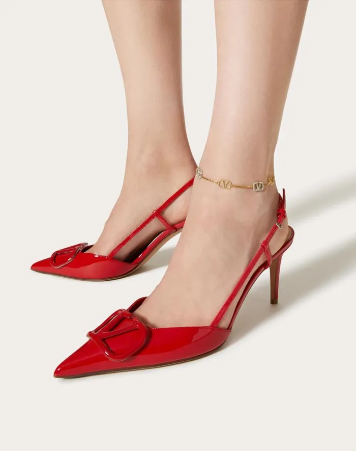 Valentino Jewelry Woman Vlogo Signature Metal And Swarovski Crystal Anklet For Woman In Gold Gold Valentino Jewelry Woman Vlogo Signature Metal And Swarovski Crystal Anklet For Woman In Gold Gold