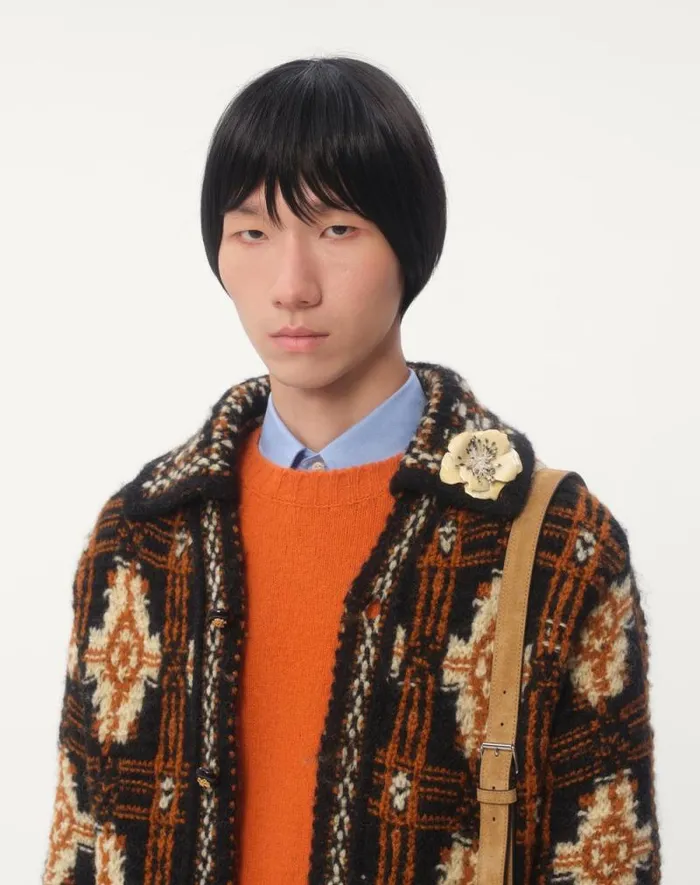 Valentino Knitwear Man Shetland Wool Crewneck Sweater With Vlogo Embroidery For Man In Butter Butter Valentino Knitwear Man Shetland Wool Crewneck Sweater With Vlogo Embroidery For Man In Butter Butter