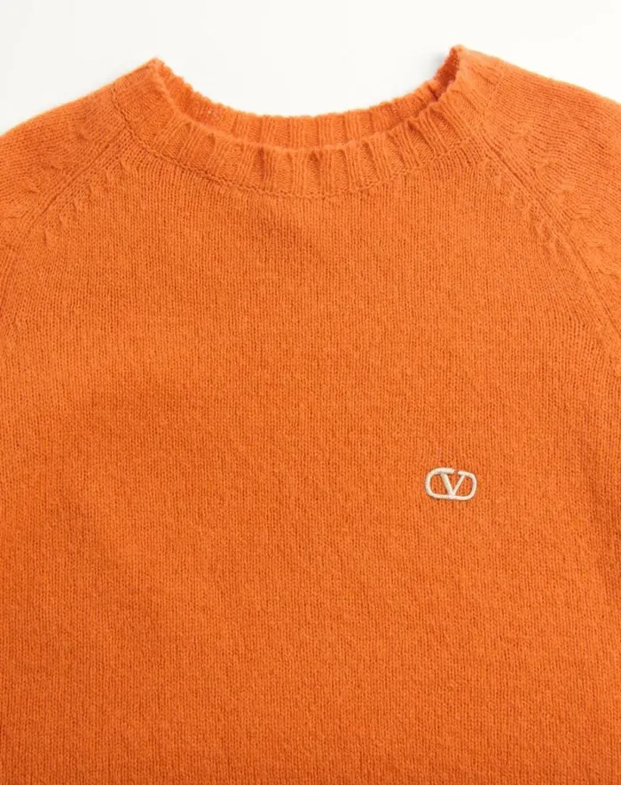 Valentino Knitwear Man Shetland Wool Crewneck Sweater With Vlogo Embroidery For Man In Butter Butter Valentino Knitwear Man Shetland Wool Crewneck Sweater With Vlogo Embroidery For Man In Butter Butter