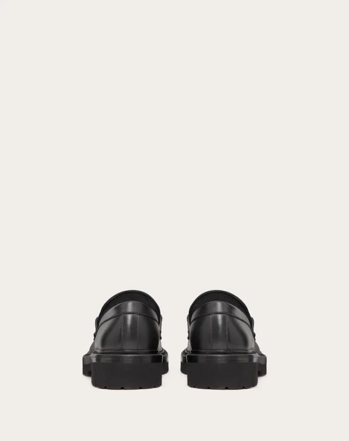 Valentino Laceups And Loafers Man Vlogo Signature Calfskin Loafer For Man In Black Black