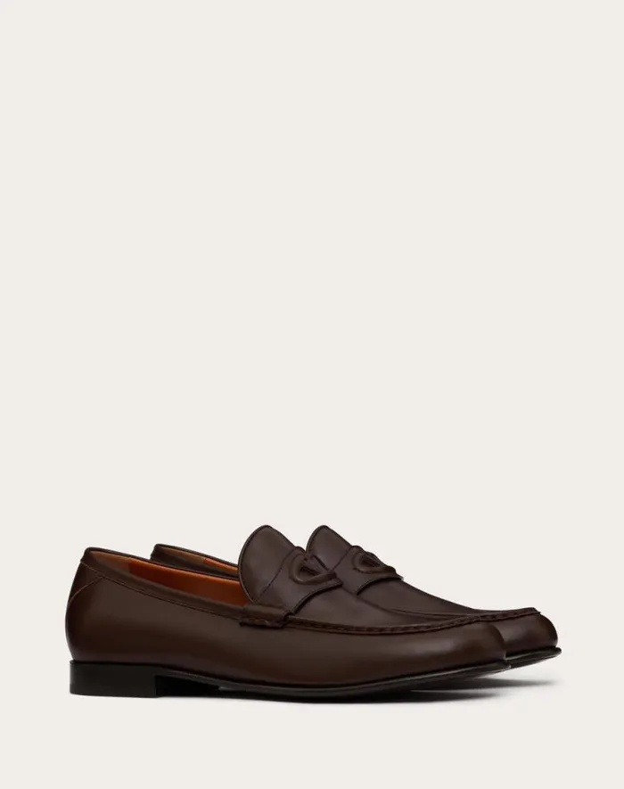 Valentino Laceups And Loafers Man Vlogo The Bold Edition Calfskin Leather Loafer For Man In Fondant Fondant Valentino Laceups And Loafers Man Vlogo The Bold Edition Calfskin Leather Loafer For Man In Fondant Fondant