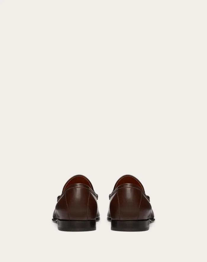 Valentino Laceups And Loafers Man Vlogo The Bold Edition Calfskin Leather Loafer For Man In Fondant Fondant Valentino Laceups And Loafers Man Vlogo The Bold Edition Calfskin Leather Loafer For Man In Fondant Fondant