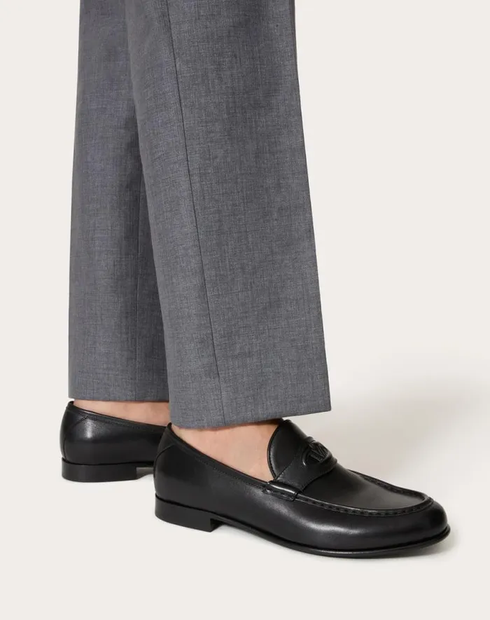 Valentino Laceups And Loafers Man Vlogo The Bold Edition Calfskin Leather Loafer For Man In Fondant Fondant Valentino Laceups And Loafers Man Vlogo The Bold Edition Calfskin Leather Loafer For Man In Fondant Fondant