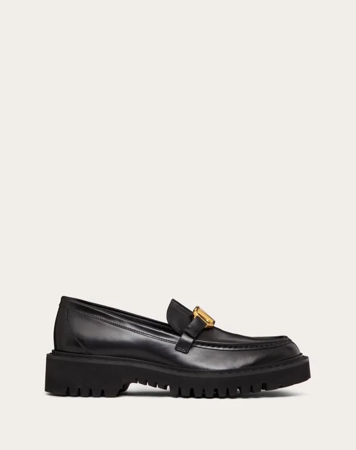 Valentino Loafers And Oxfords Woman Vlogo Signature Calfskin Loafer For Woman In Black Black Valentino Loafers And Oxfords Woman Vlogo Signature Calfskin Loafer For Woman In Black Black