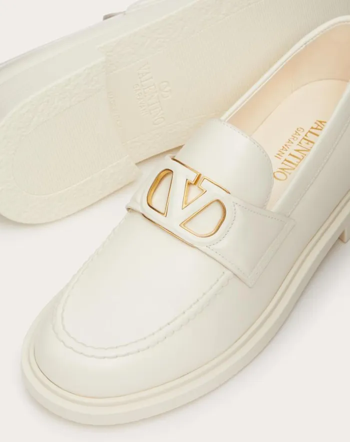 Valentino Loafers And Oxfords Woman Vlogo Signature Calfskin Loafer For Woman In Ivory Ivory