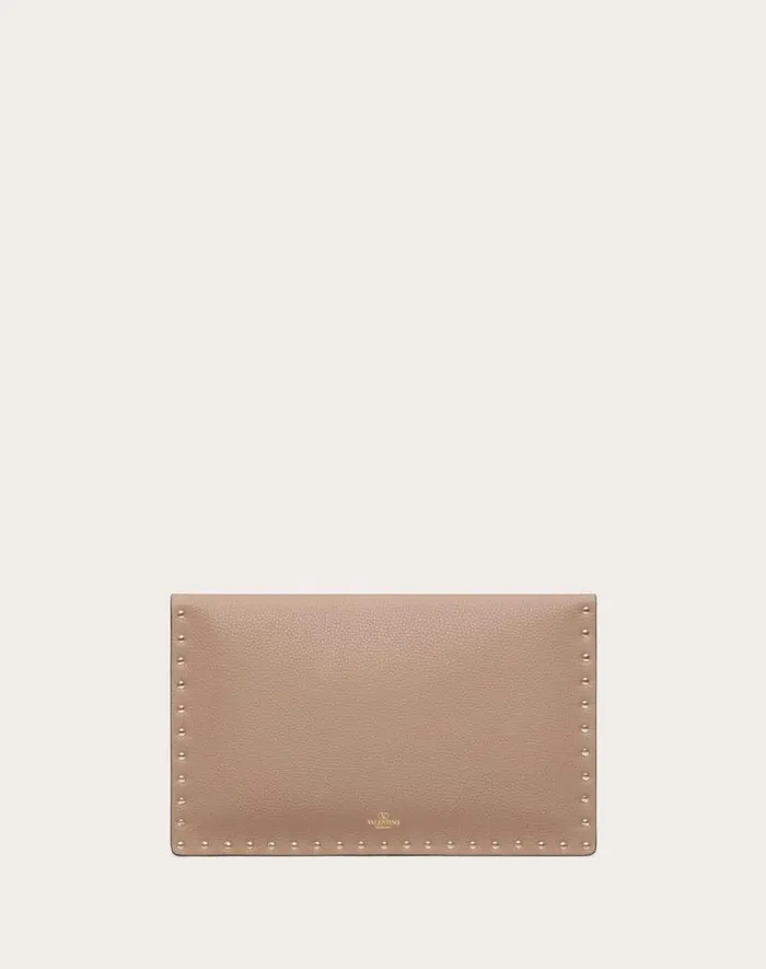 Valentino Mini Bags Woman Rockstud Grainy Calfskin Envelope Pouch For Woman In Poudre Poudre