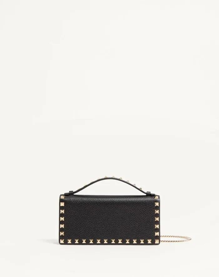 Valentino Mini Bags Woman Rockstud Wallet With Chain In Grainy Calfskin For Woman In Black Black Valentino Mini Bags Woman Rockstud Wallet With Chain In Grainy Calfskin For Woman In Black Black