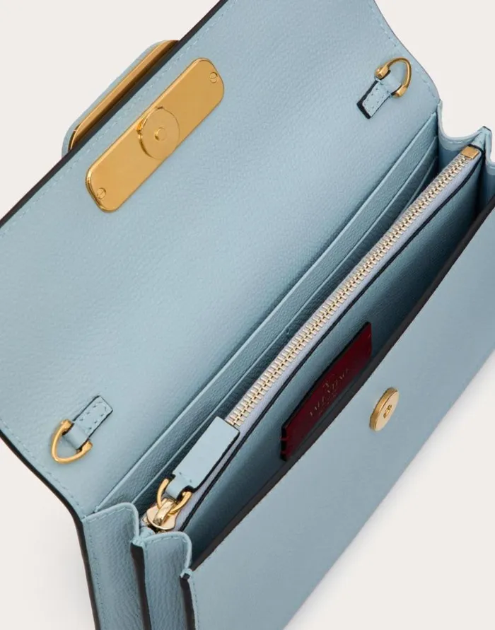 Valentino Mini Bags Woman Vlogo Signature Grainy Calfskin Wallet With Chain For Woman In Black Black Valentino Mini Bags Woman Vlogo Signature Grainy Calfskin Wallet With Chain For Woman In Black Black