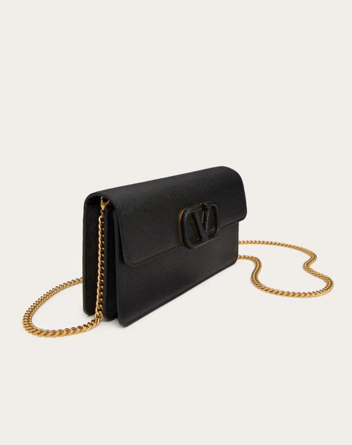 Valentino Mini Bags Woman Vlogo Signature Grainy Calfskin Wallet With Chain For Woman In Black Black Valentino Mini Bags Woman Vlogo Signature Grainy Calfskin Wallet With Chain For Woman In Black Black