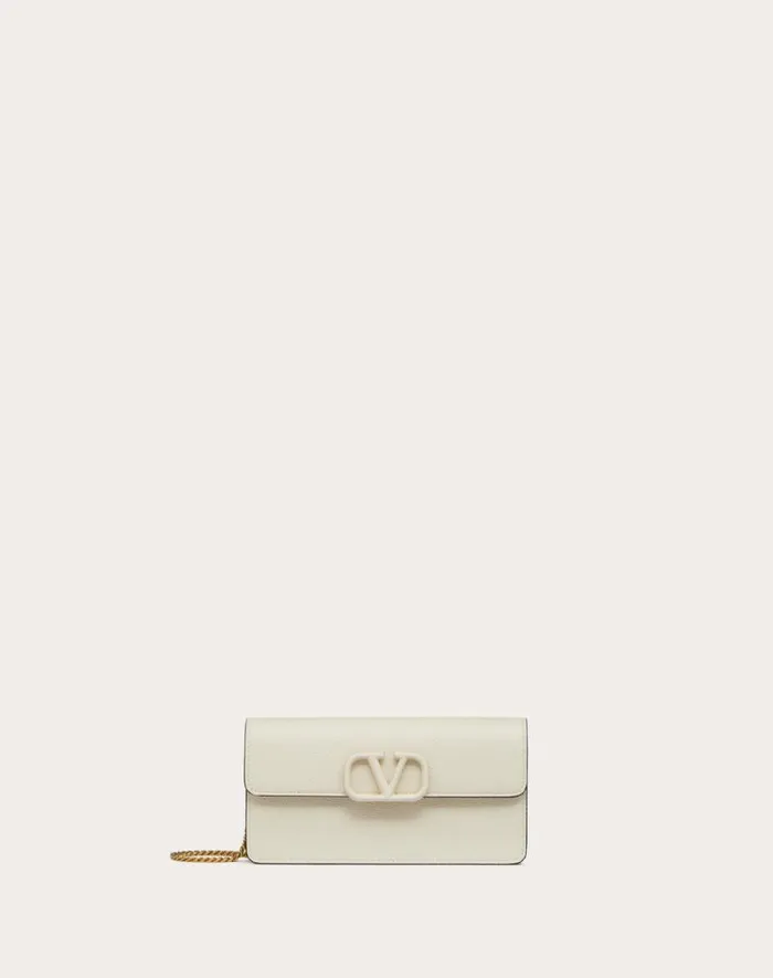 Valentino Mini Bags Woman Vlogo Signature Grainy Calfskin Wallet With Chain For Woman In Black Black Valentino Mini Bags Woman Vlogo Signature Grainy Calfskin Wallet With Chain For Woman In Black Black