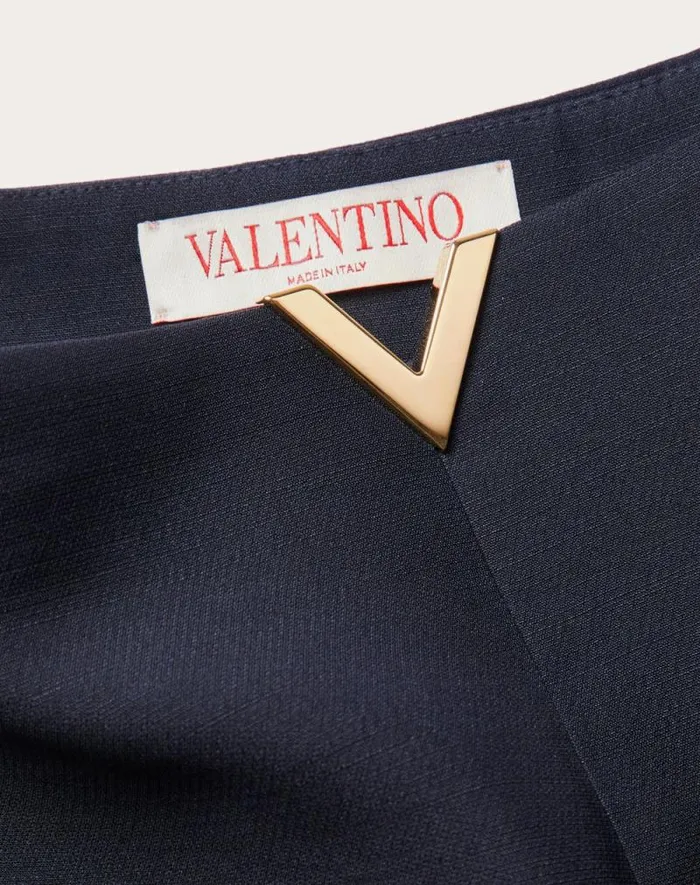 Valentino Pants And Shorts Woman Crepe Couture Shorts For Woman In Black Black Valentino Pants And Shorts Woman Crepe Couture Shorts For Woman In Black Black