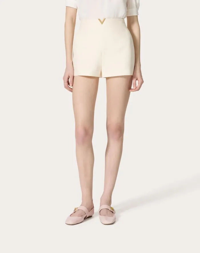 Valentino Pants And Shorts Woman Crepe Couture Shorts For Woman In Black Black Valentino Pants And Shorts Woman Crepe Couture Shorts For Woman In Black Black